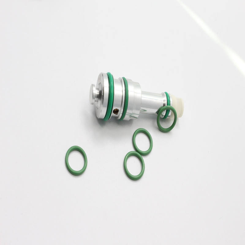20 đến 90 Shore A cao su Oil Seal Skeleton loại Nhẫn cao su tùy chỉnh cho xe máy