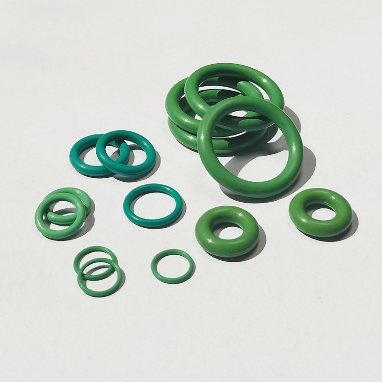 Chiếc vòng O-Ring cao su fluorine màu xanh lá cây chống nhiệt độ kích thước tùy chỉnh cho các con dấu ô tô