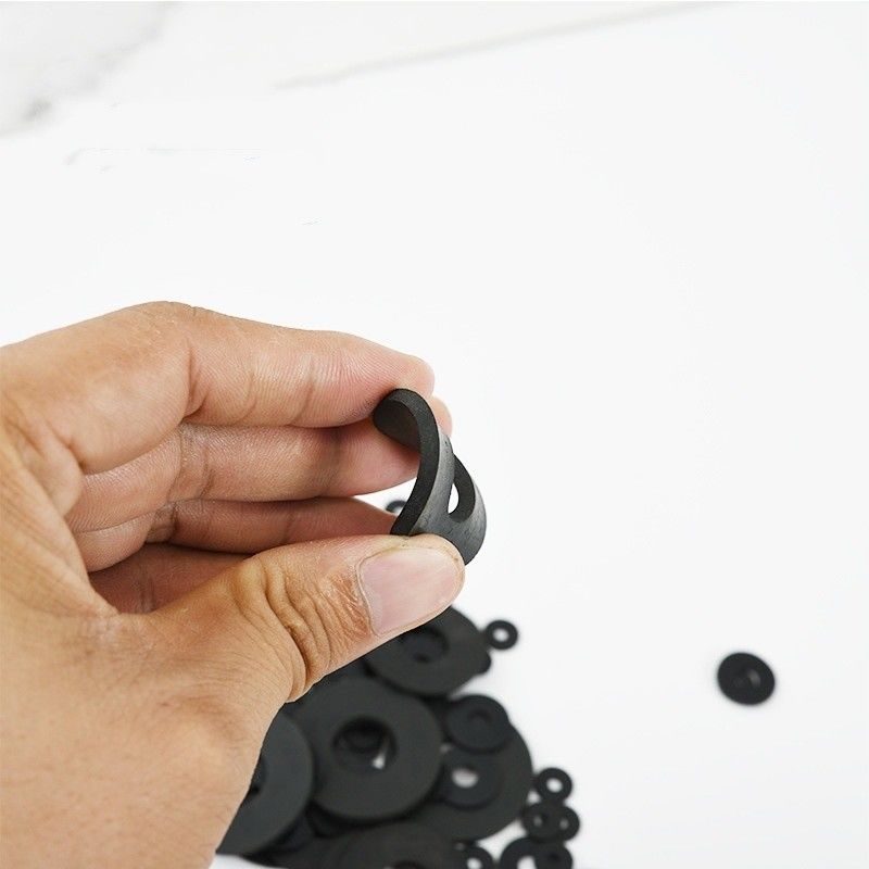 Sản phẩm được thiết kế theo yêu cầu không chuẩn NBR EPDM Silicone FKM Round Rubber Gasket Seals
